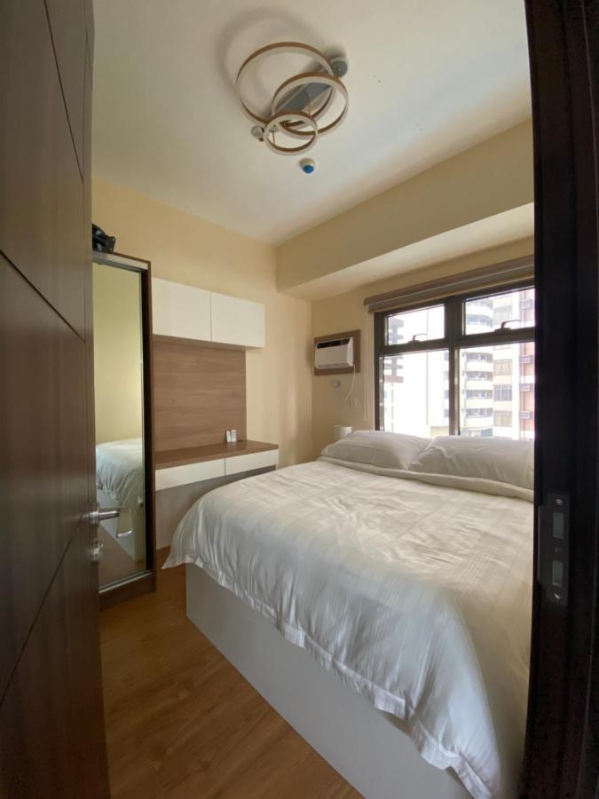 Le 10 The Radiance Manila Bay Aparthotel Pasay Exterior photo