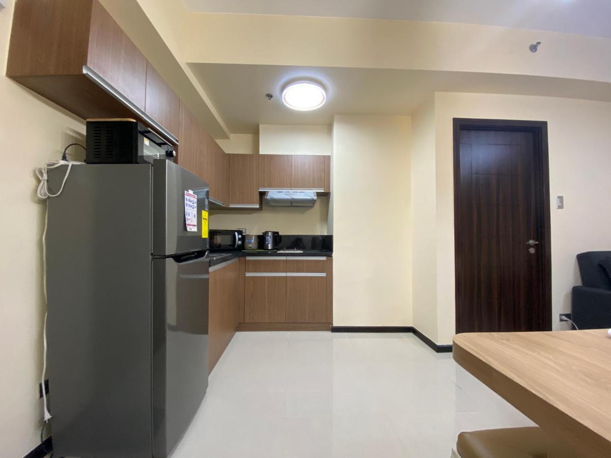 Le 10 The Radiance Manila Bay Aparthotel Pasay Exterior photo