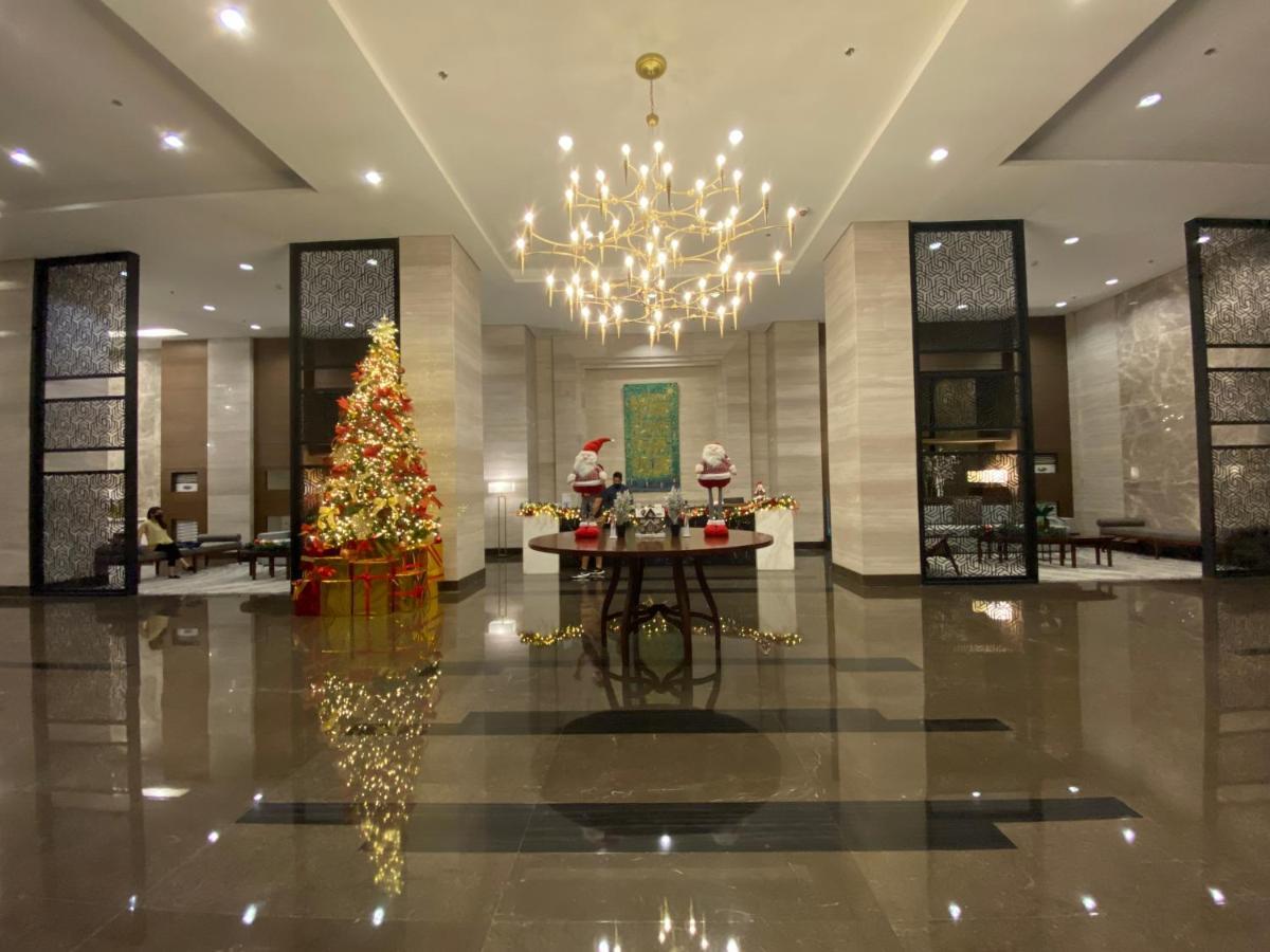 Le 10 The Radiance Manila Bay Aparthotel Pasay Exterior photo